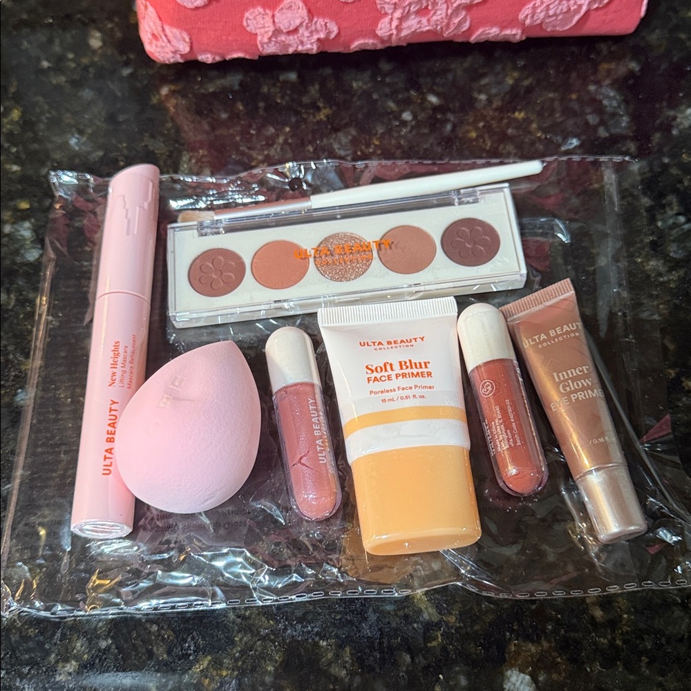 NWT-Ulta Beauty Collection 9-Piece Makeup Gift Set with Pink Floral Cosmetic Bag - Picture 2 of 4